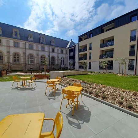 Aparthotel Domitys La Clef Des Arts Châlons-en-Champagne Exteriér fotografie